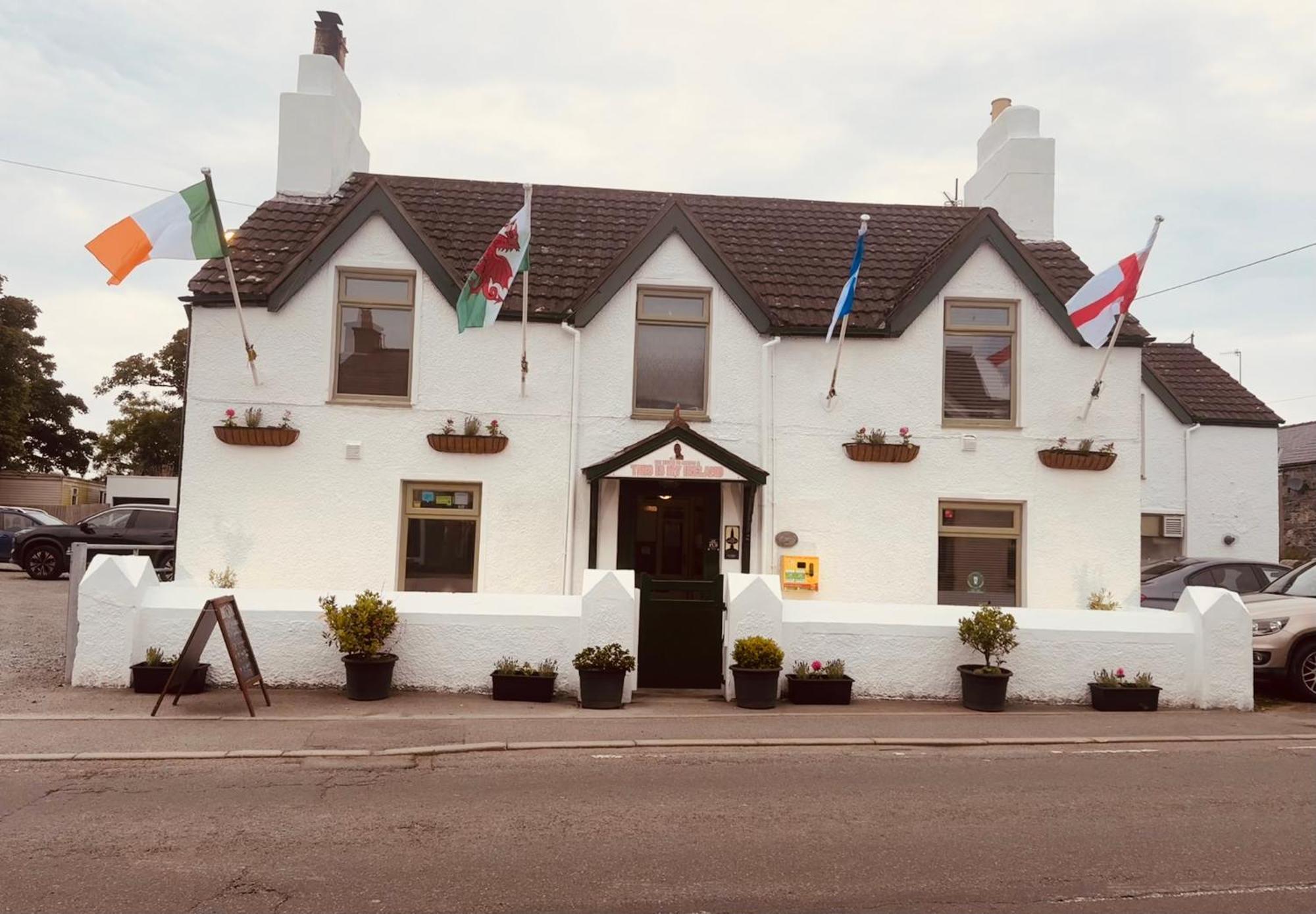 Holland Hotel Llanfachraeth Eksteriør billede